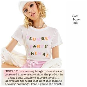✨NWT✨ WILDFOX 💋🦊 “Slumber Party Animal” T-SHIRT